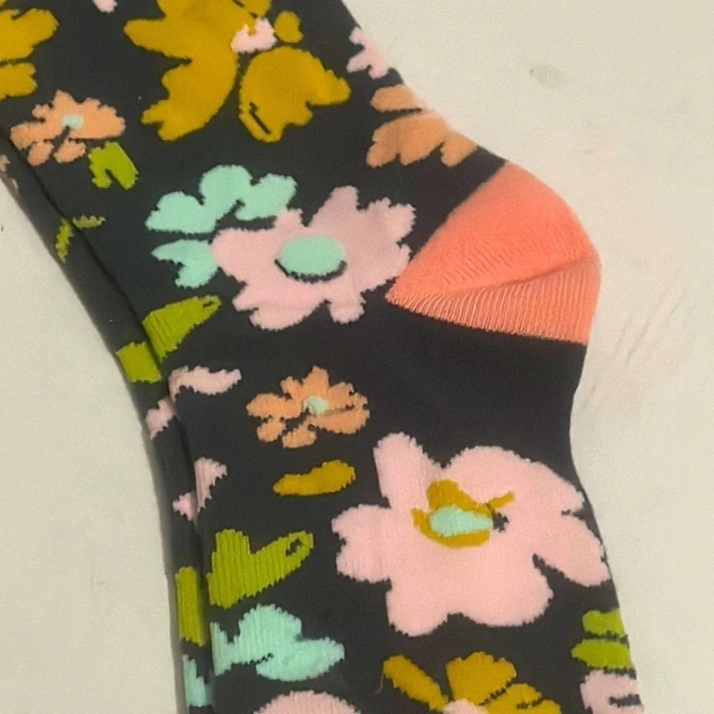 Karma Women's Floral Socks - Navy OSFM